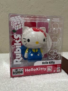New in Box Hello Kitty Rubiks Puzzle